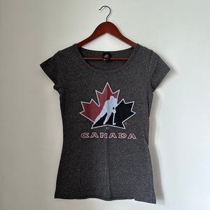 4/$20 Hockey Canada T Shirt (Gray, Small)